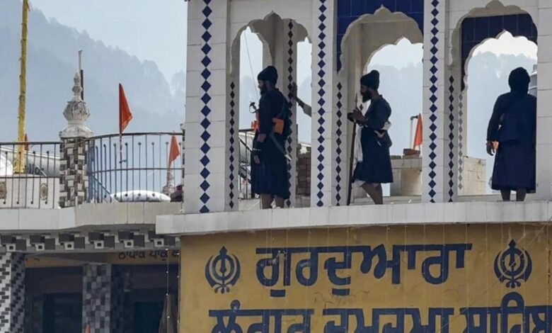 Group of Nihangs storm gurdwara in Rudraprayag, hold Sikh devotee hostage on roof