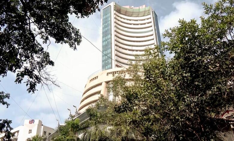 Stock markets extend rally in early trade on drop in crude oil prices