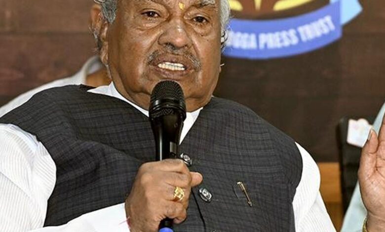 Former minister K S Eshwarappa criticises Karnataka Minister Priyank Kharge for RSS queries